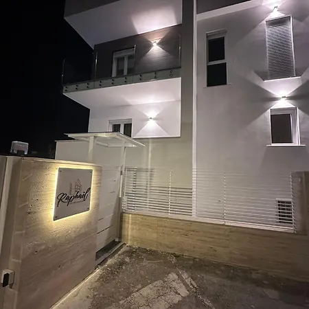 ベッド・アンド・ブレックファスト Raphael